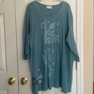 Ahni top size 3